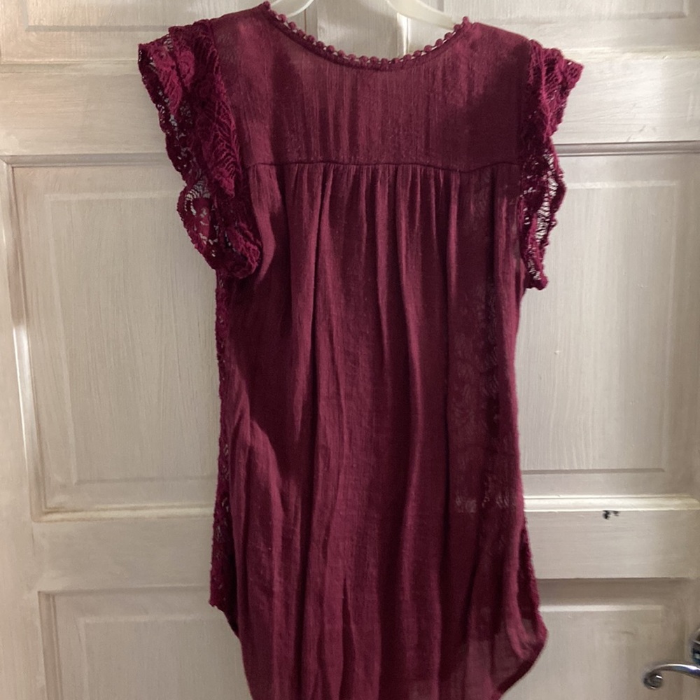 Maroon blouse - Picture 2 of 2
